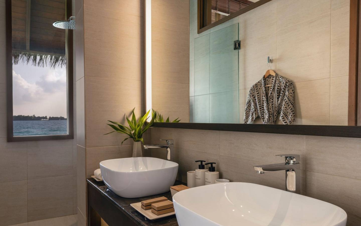 Conrad_Maldives_2_Bedroom_Grand_Water_Villa_Bathroom
