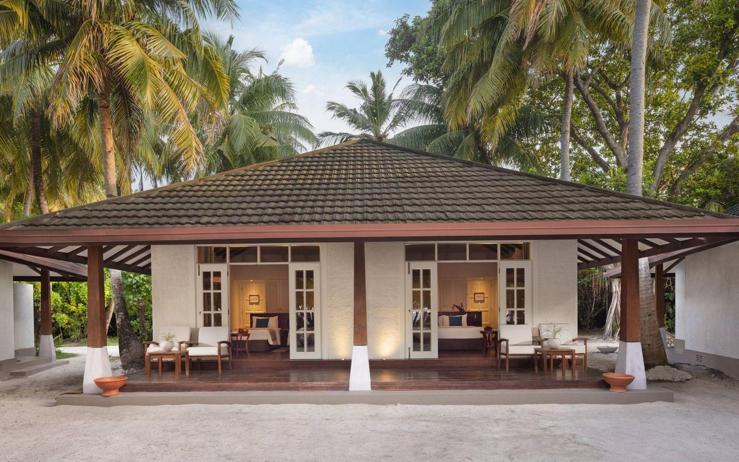 Two-Bedroom-Deluxe-Beach-Villa-Außenansicht