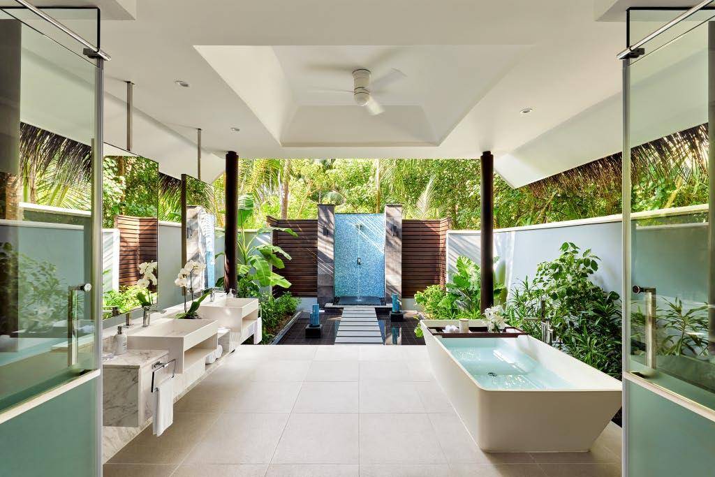 Beach Villa mit Pool Badezimmer, Niyama Private Islands Maldives
