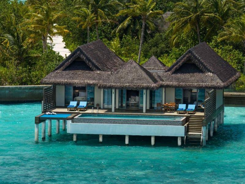 Four Bedroom Family Suite with Private Pool