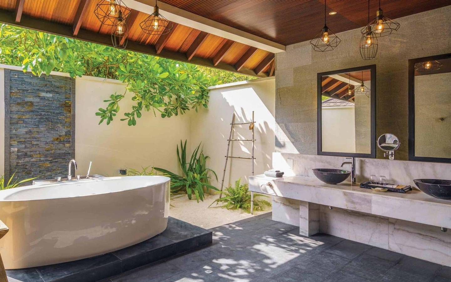 Kanifushi Grand Pool Villa