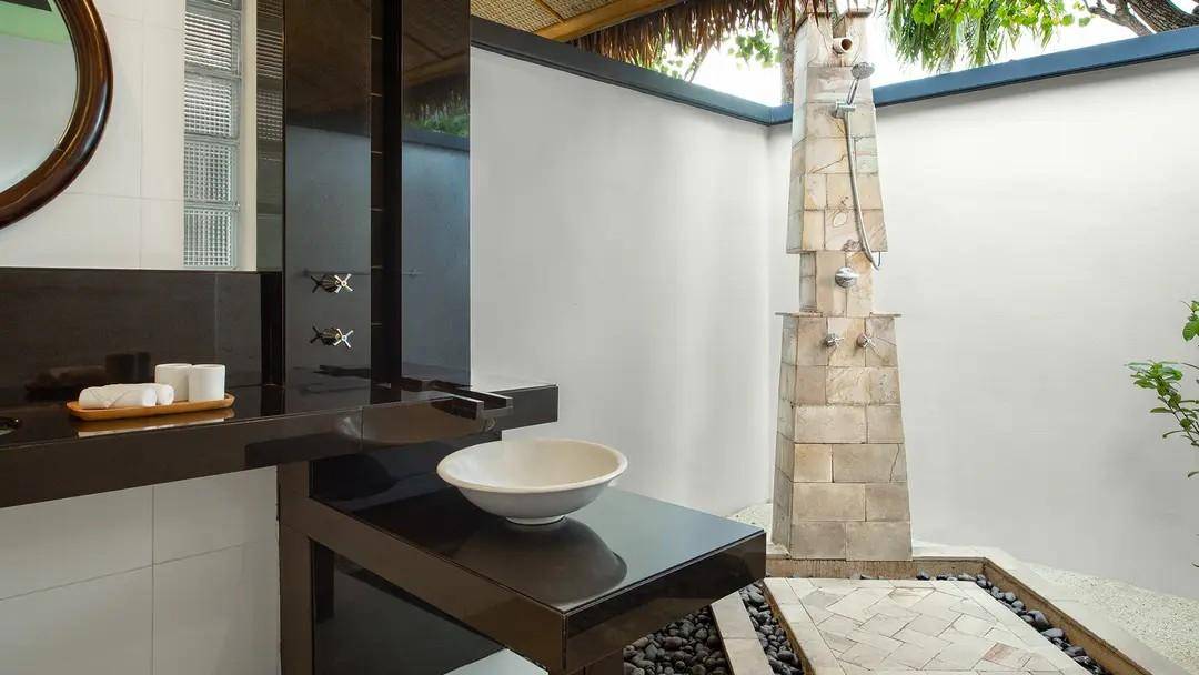Beachfront  Sunset Villa