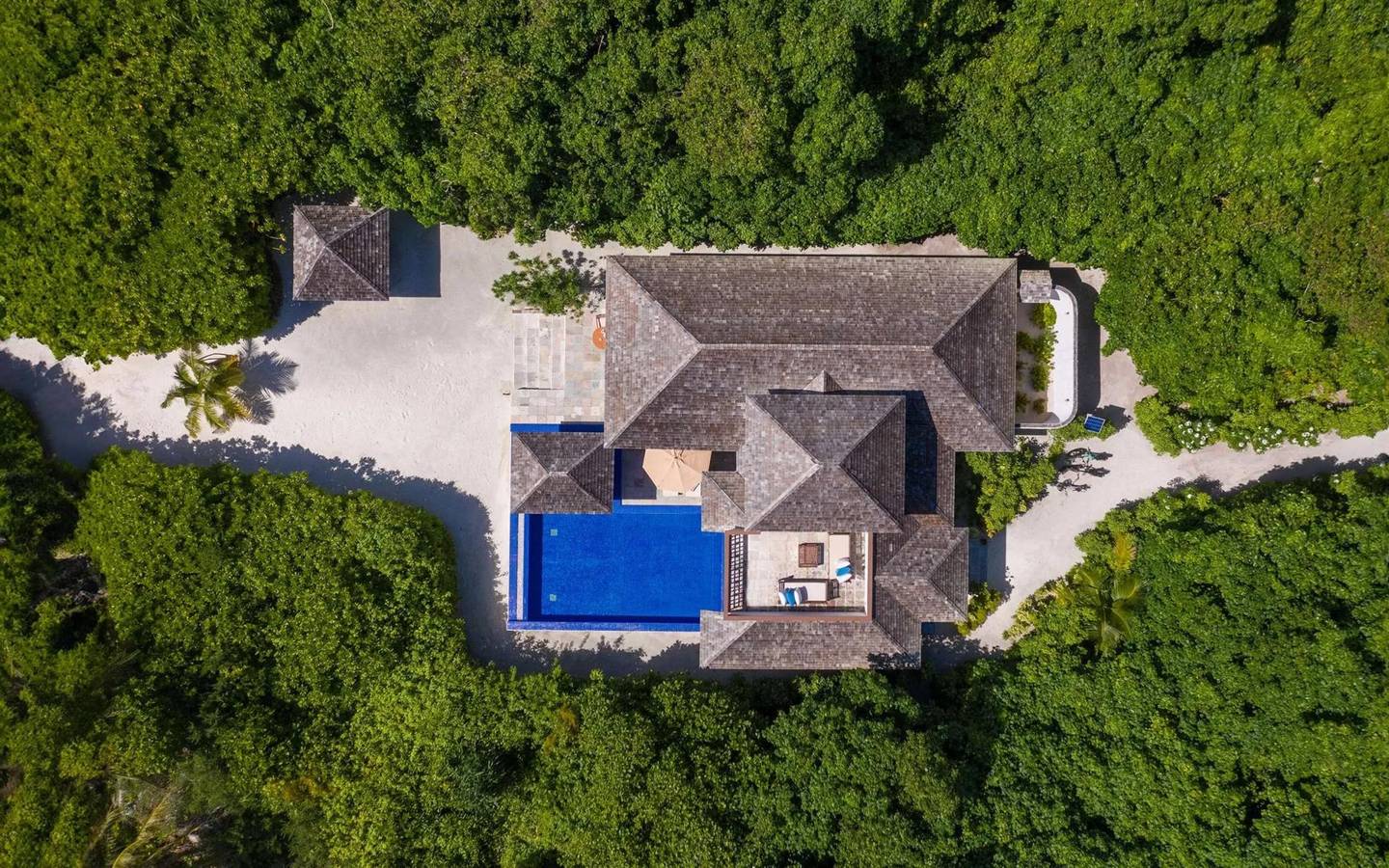 Sunset Beach Residence with Pool