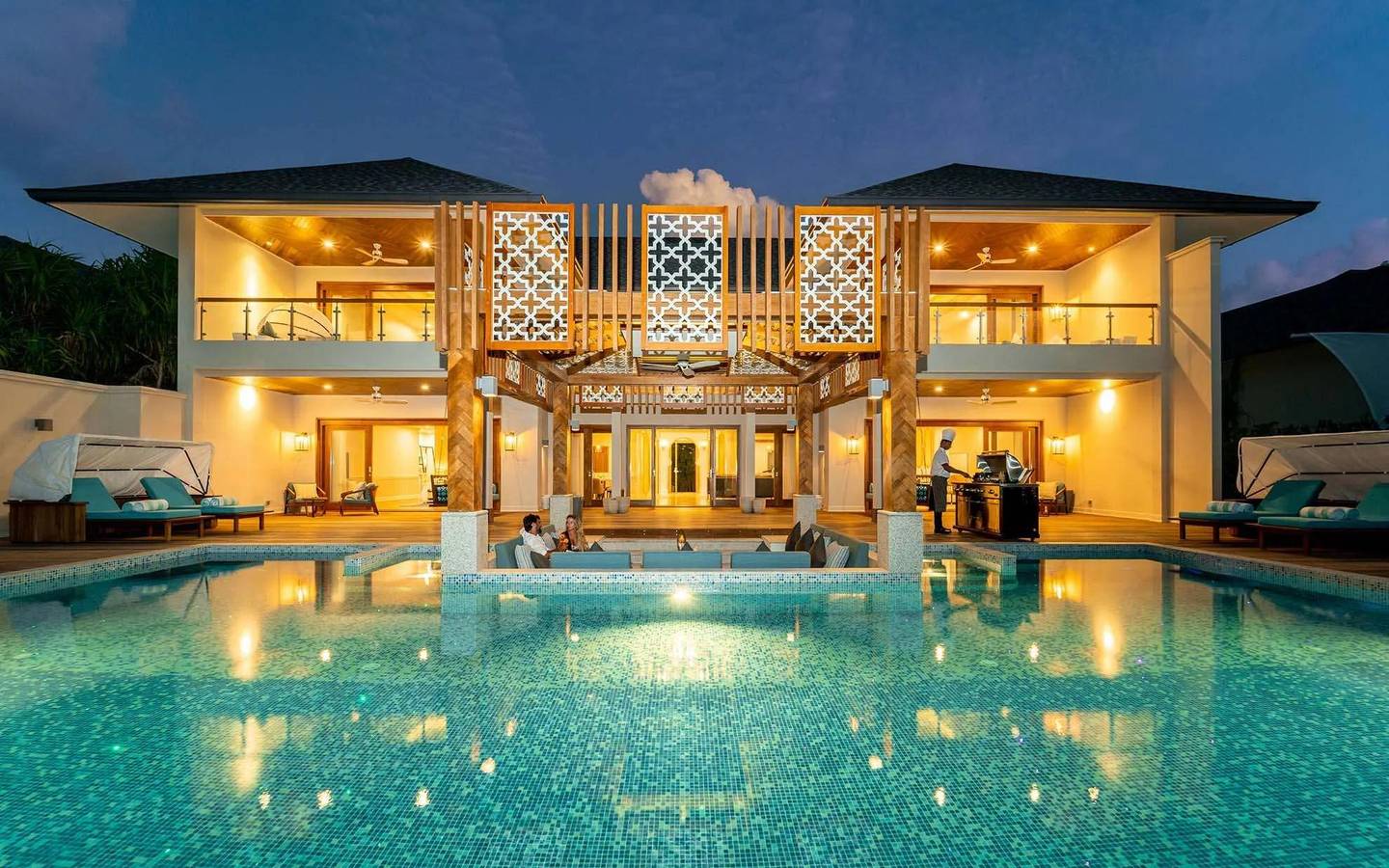 Sultan Beach Residence with Pool