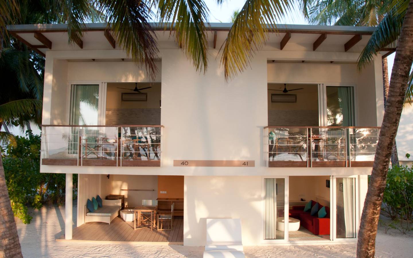 2-Bedroom Beach House Sea View
