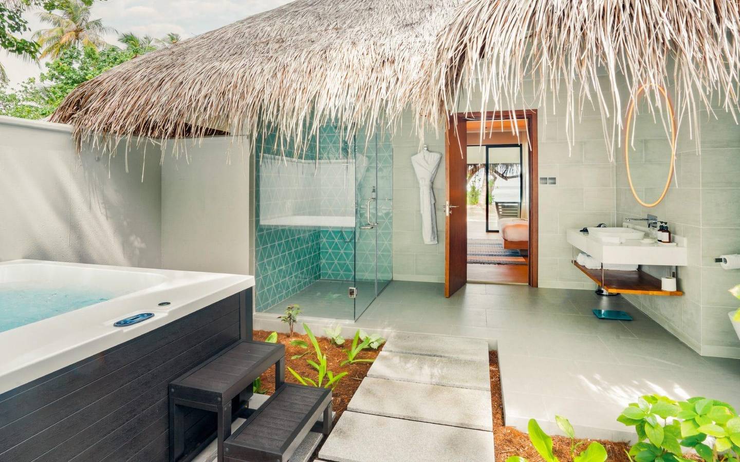 Sunset Beach Villa with Jacuzzi