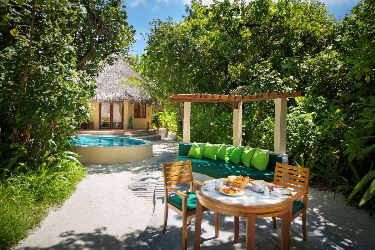 Sunset Deluxe Pool Villa