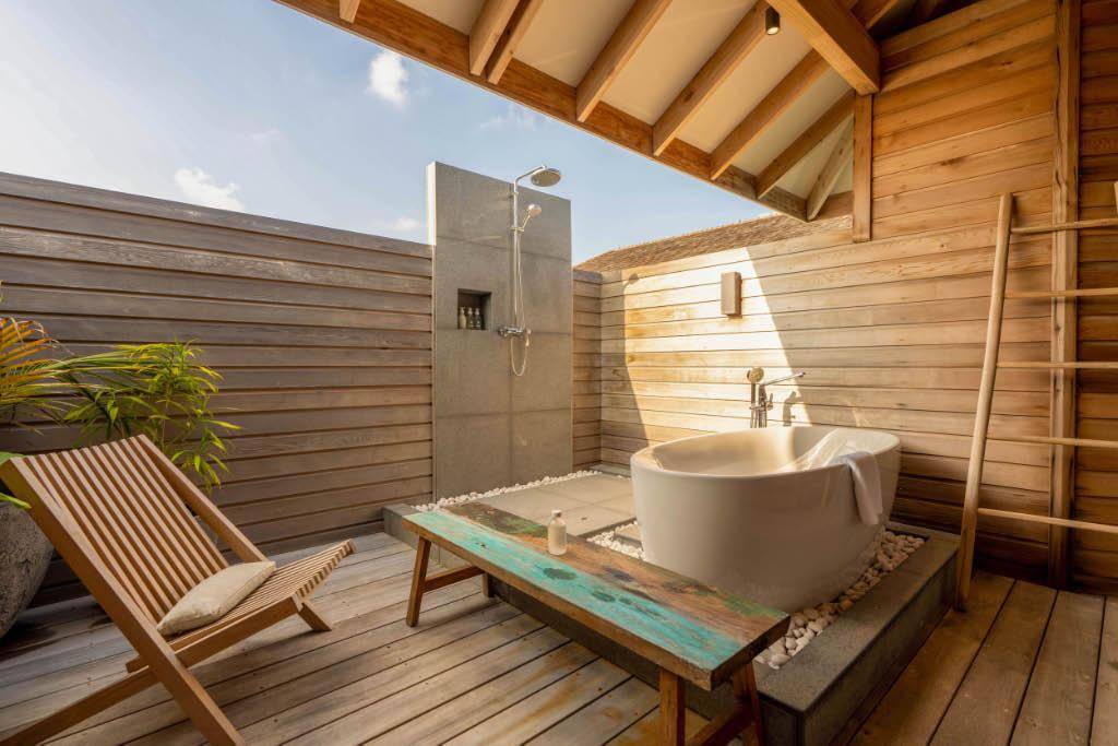 Kagi - Over Water Pool Villas
