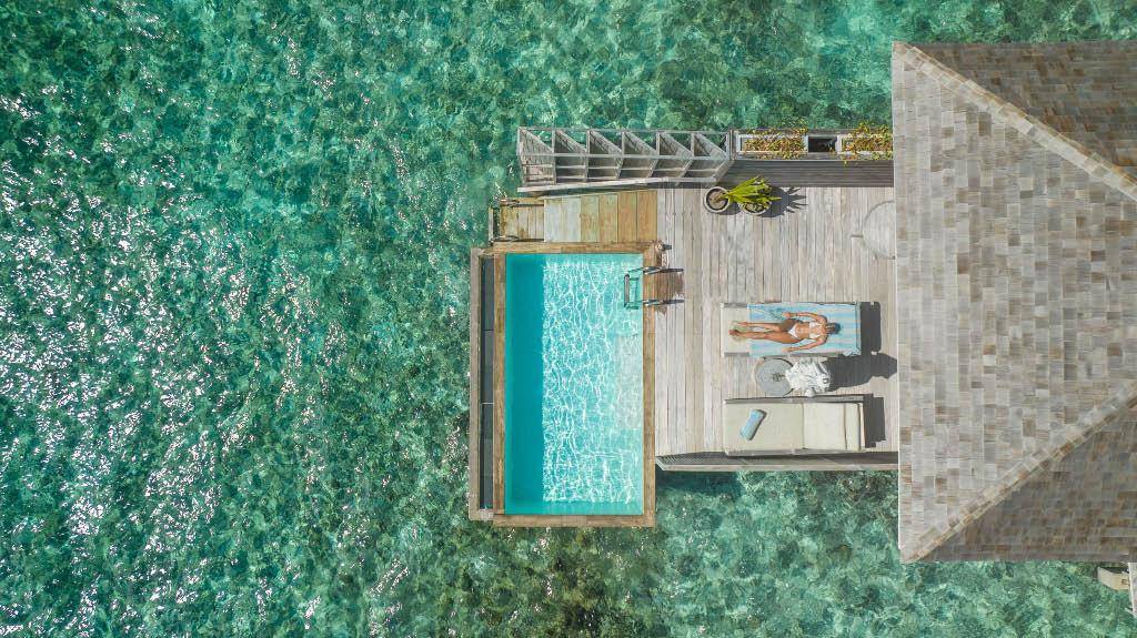 Kagi - Over Water Pool Villas