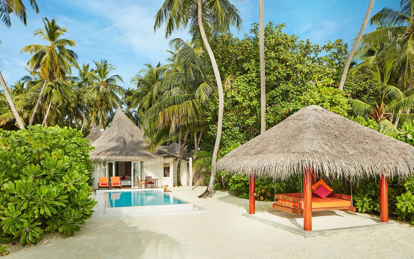 Grand Beach Villa with Pool