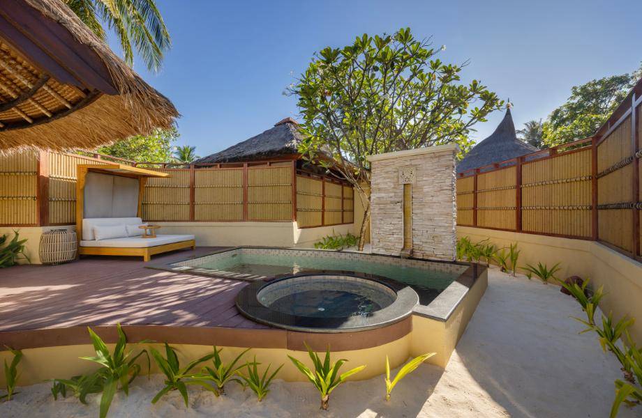 Beachfront Sunset View Pool Villa