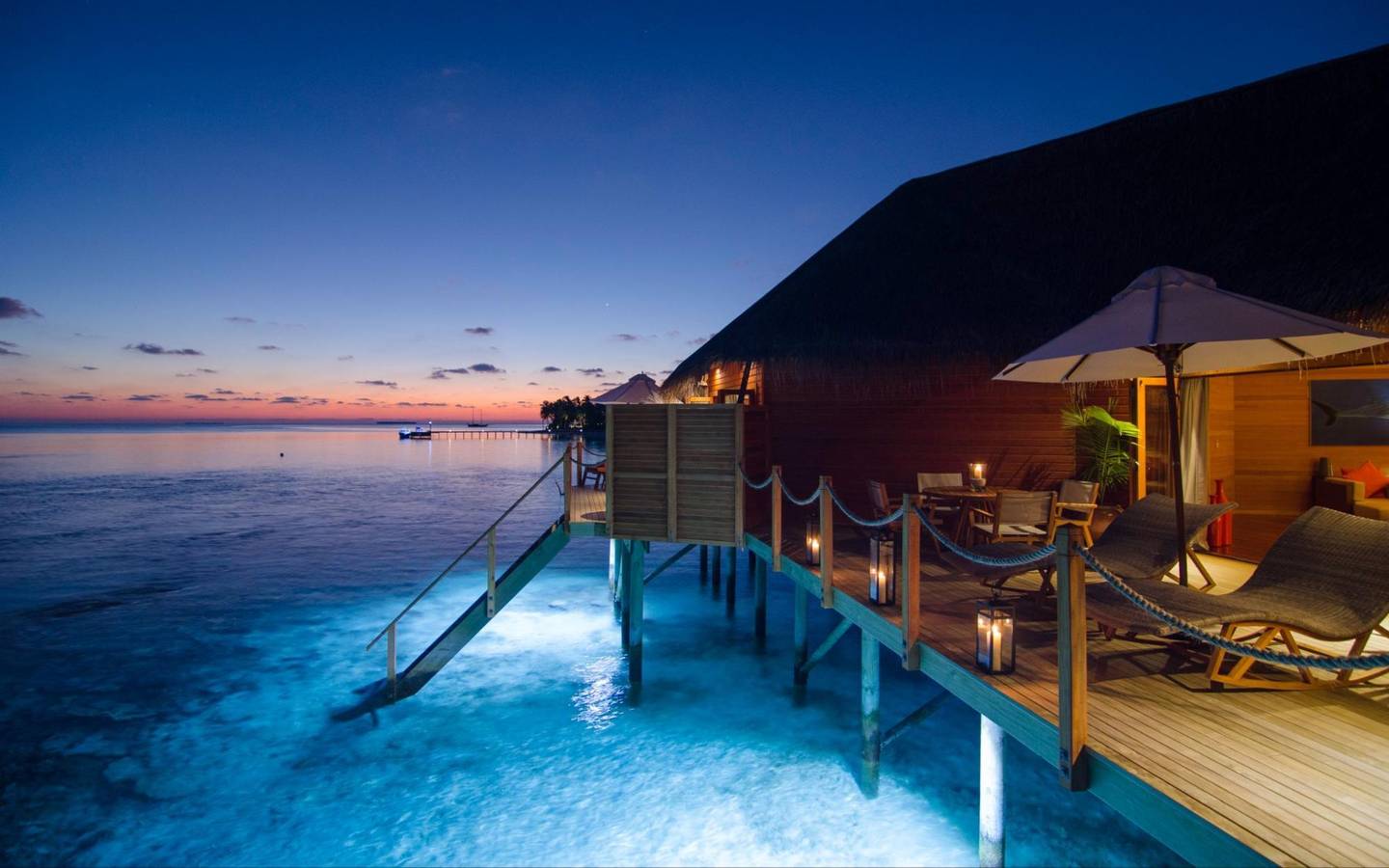 V-Villas-Maldives-at-Mirihi_Two-Bedroom-Overwater-Villa-Terrase-1V-Villas-Maldives-at-Mirihi_Two-Bedroom-Overwater-Villa-Terrase-2