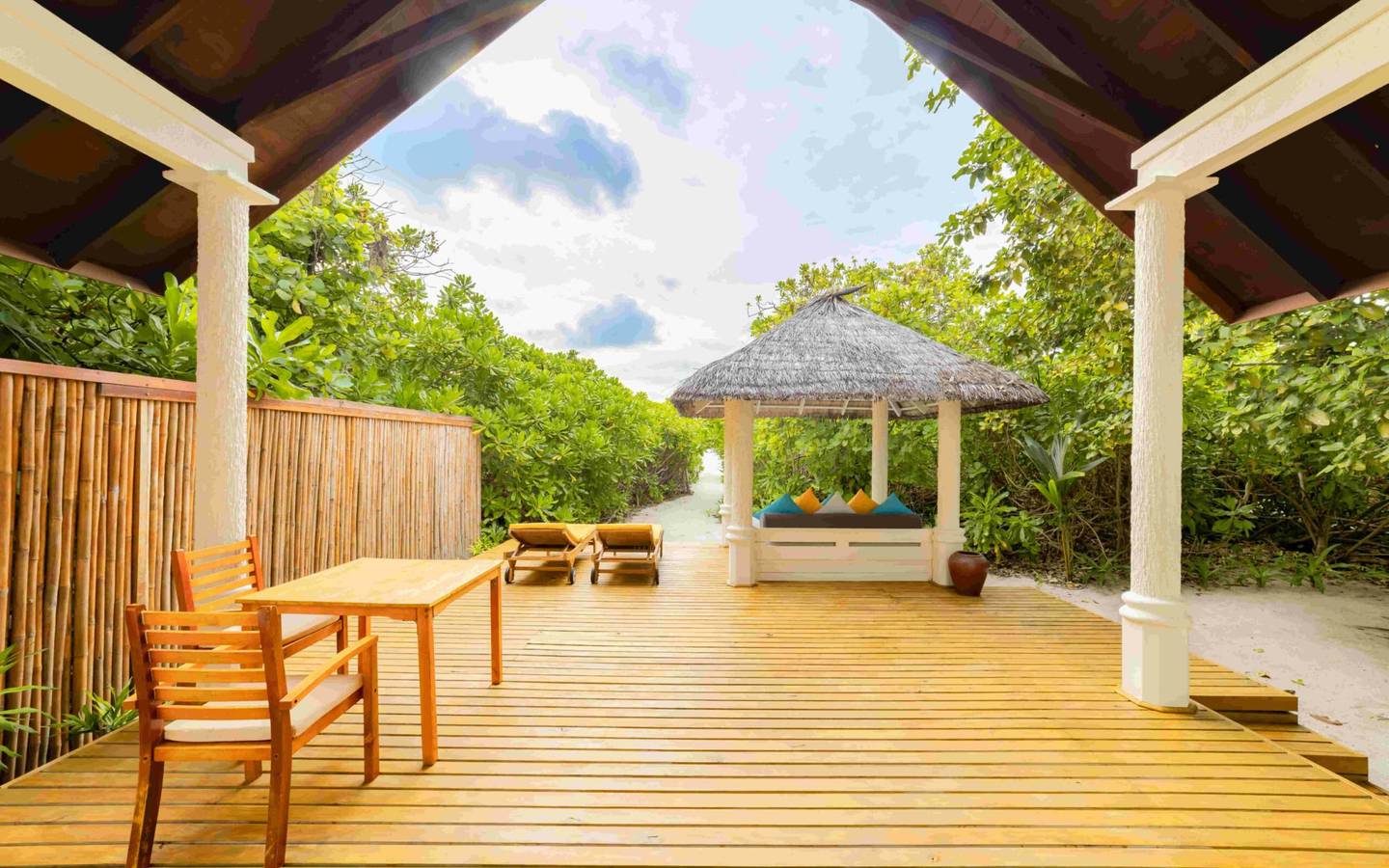 Furaveri - Beach Villa - Strandzugang