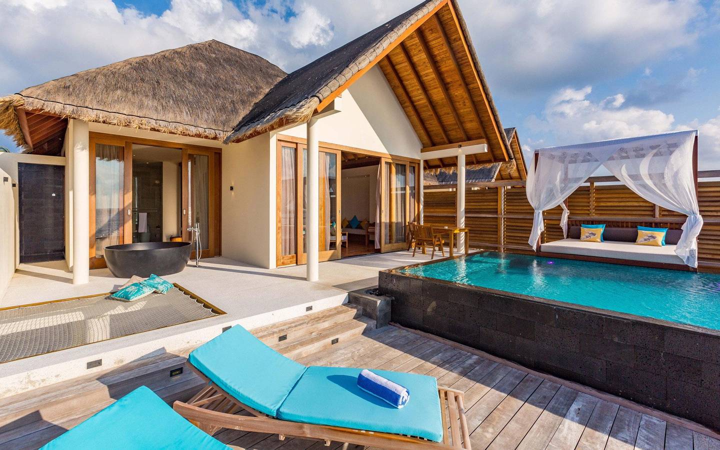 Furaveri - Ocean Pool Villa