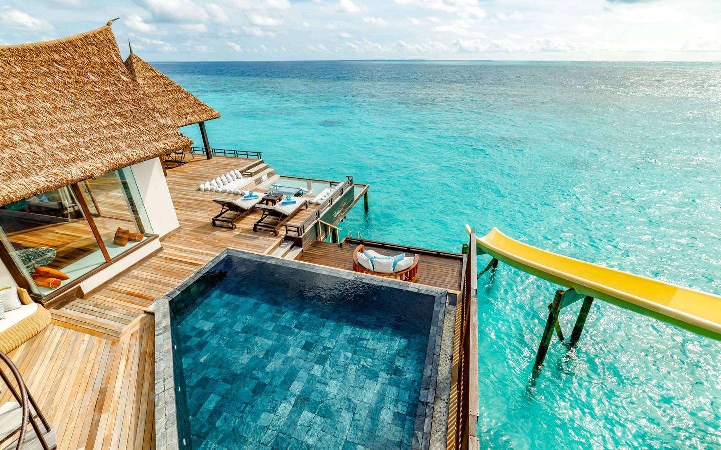 Ozen-Reserve-Bolifushi-Ocean-Pool-RESERVE-with-Slide-2|BR-Terrasse-mit-Pool