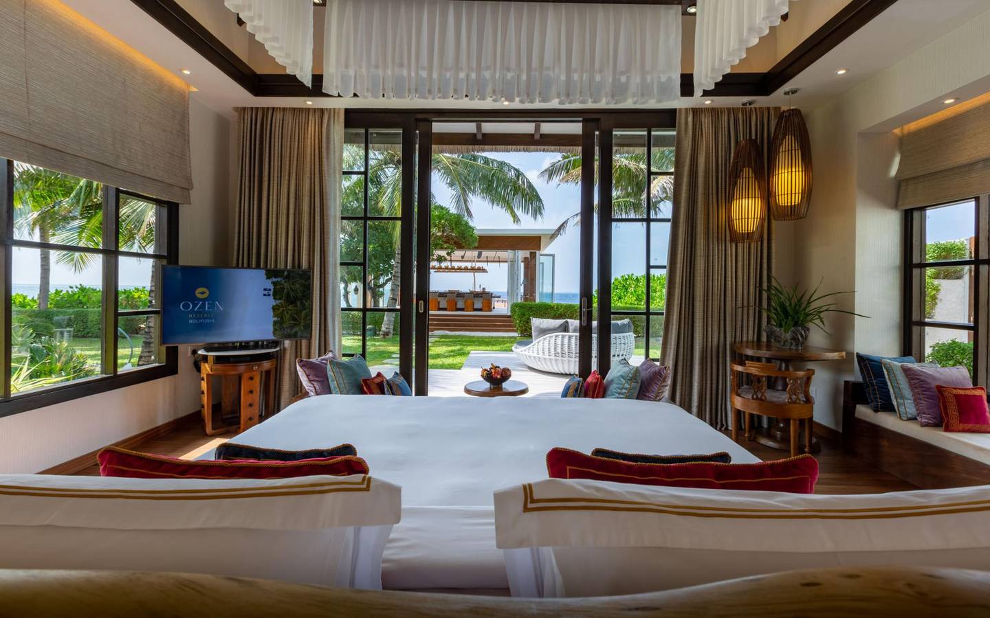 OZEN-Reserve-Bolifushi-Royal-Reserve-Schlafzimmer-2