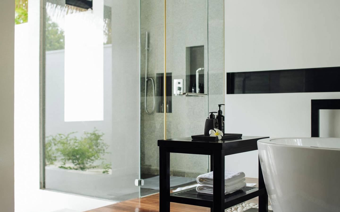 Noku Maldives-Beach-Villa-Bathroom