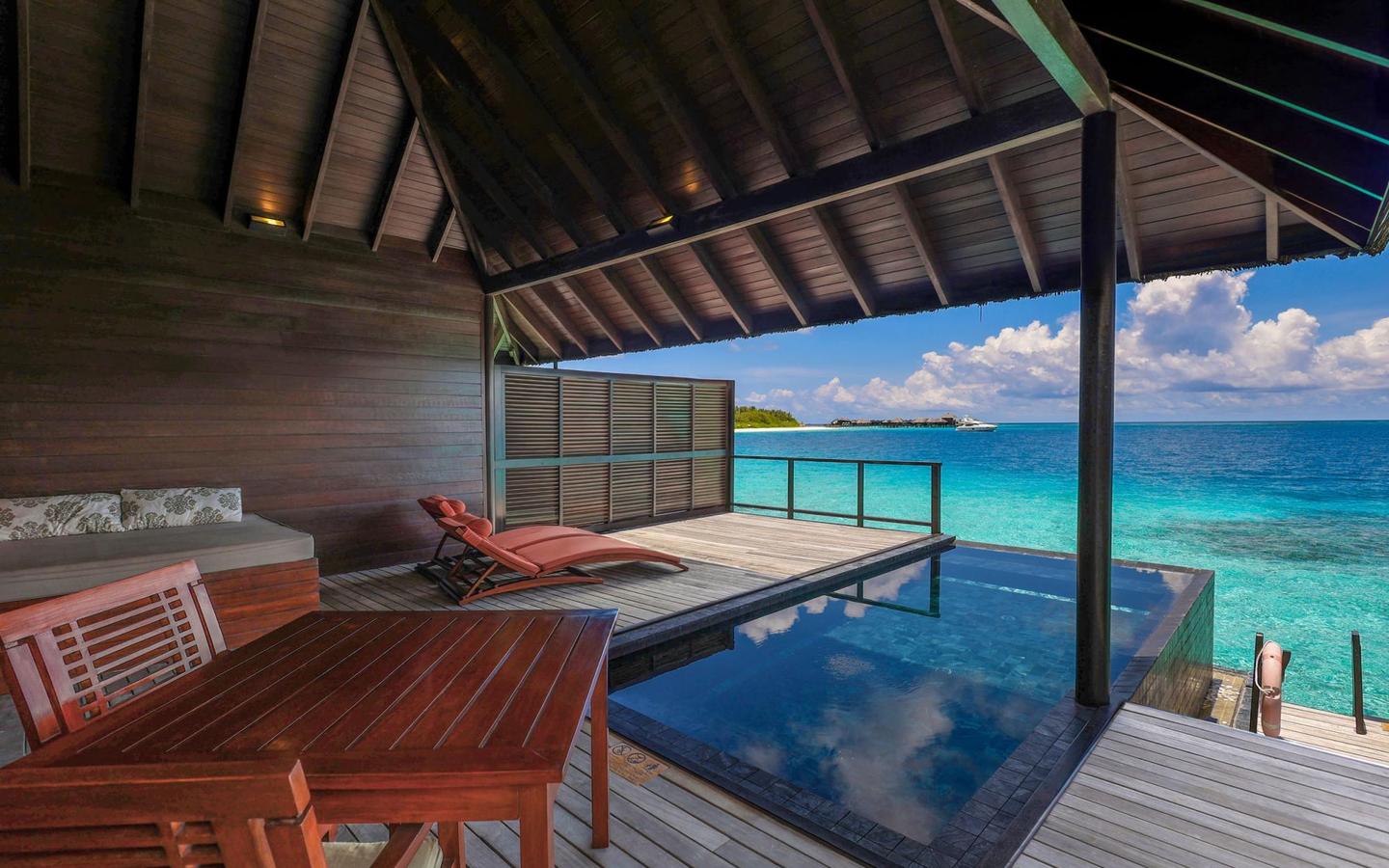 Coco_Bodu_Hithi_Water_Villa_with_Pool_Terrasse_Pool