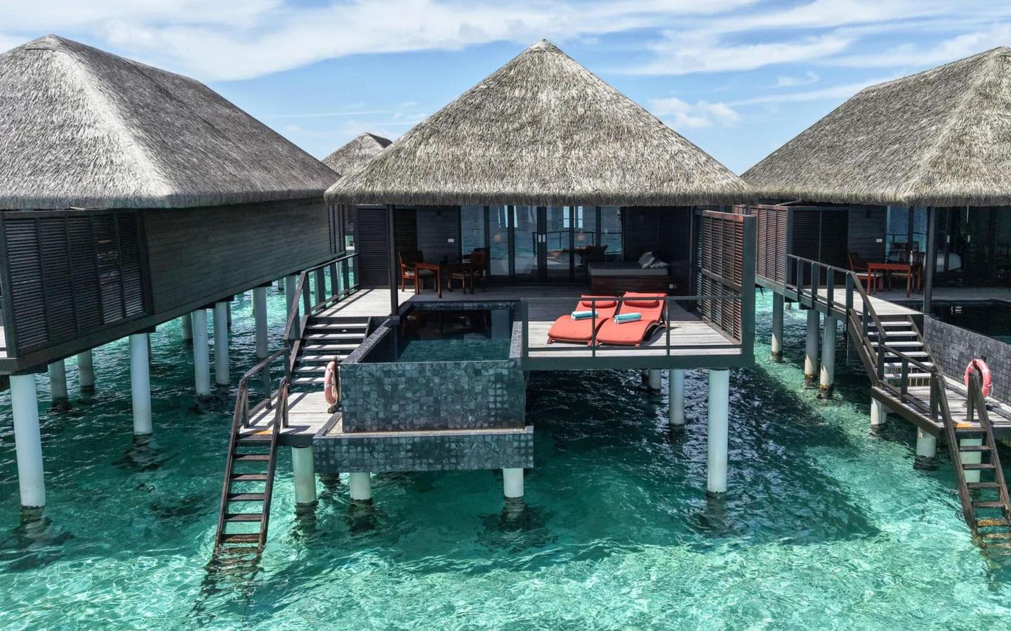 Coco_Bodu_Hithi_Ocean_Villa_with_Pool_Deck