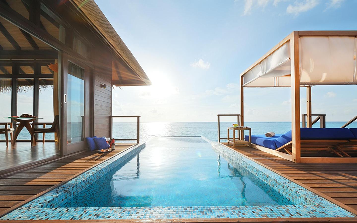 Sunset Coco Residence Pool Sonnenuntergang
