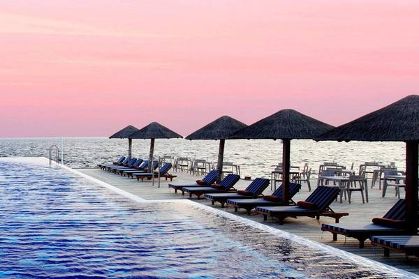 Infinity Pool, Centara Grand Island Resort & SPA