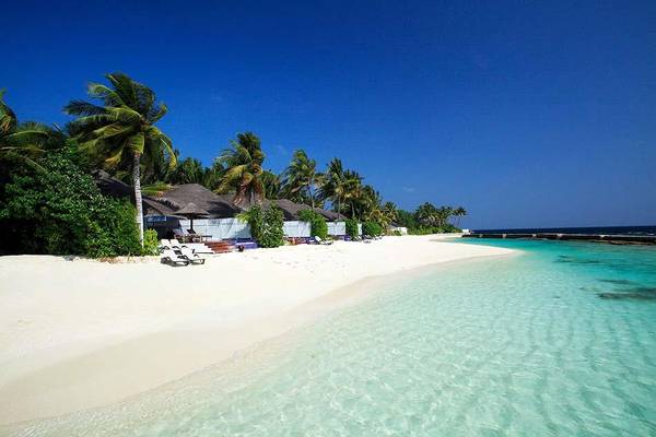 Strand, Beachfront Pool Villa, Centara Grand Island Resort & Spa, Malediven