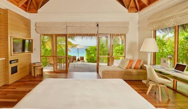 Beach Bungalow with Pool, Huvafen Fushi Maldives