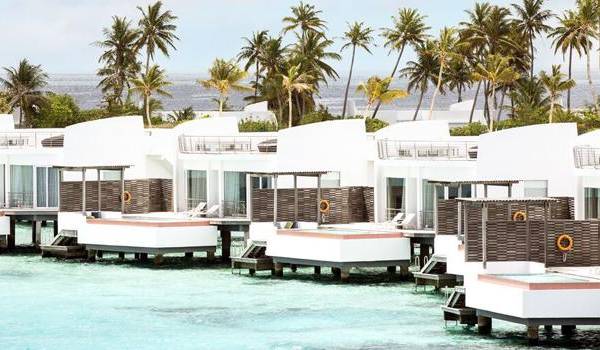 Deluxe Water Villa mit Pool, Jumeirah Maldvies