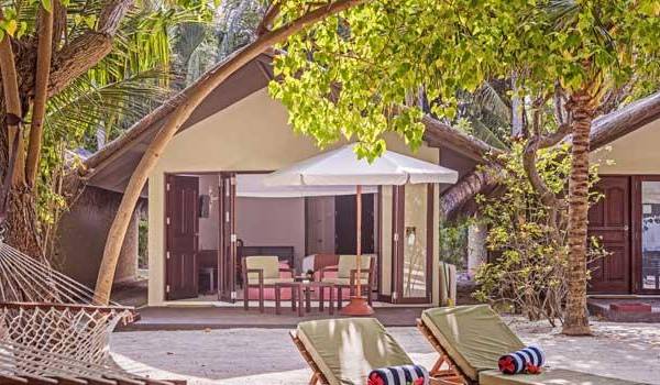 Terasse, Deluxe Beach Villa | Adaaran Select Hudhuranfushi