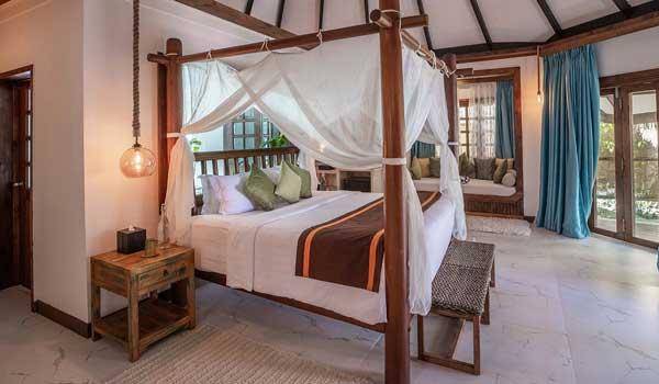 Prestige Beach Suite with Infinity Pool , Kihaa Maldives