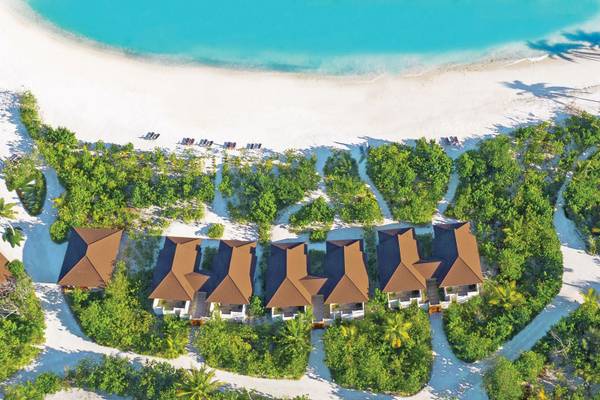 varu-by-atmosphere-maldives-family-beach-villla-aerial-beach