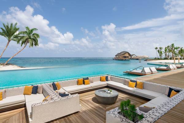 Hilton Maldives Amingiri, Slider, Pool