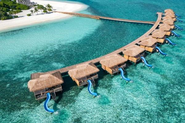 Aqua Suite with Slide