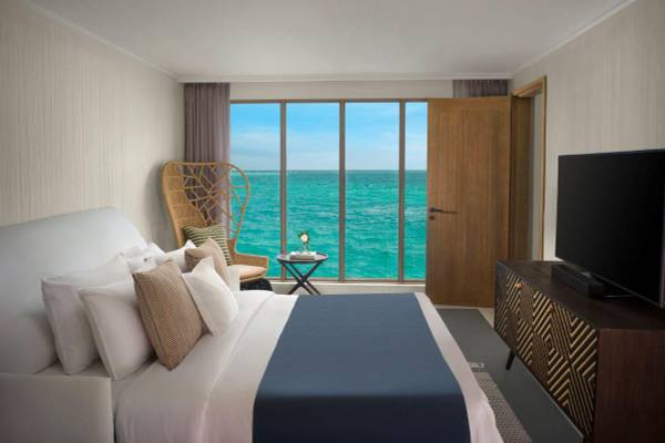 InterContinental Maldives Maamunagau Resort, Two Bedroom Family Lagoon Pool Villa, Schlafen
