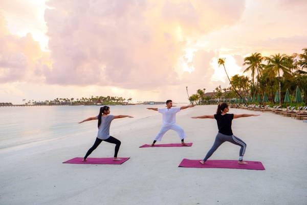 SAii Lagoon Maldives, Sunrise Yoga