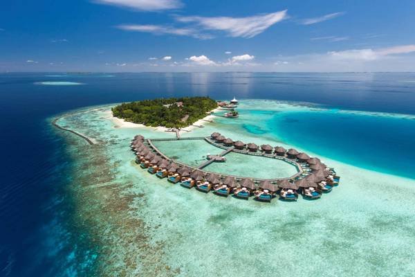 Baros Maldives, Drohnenaufnahme Lagune