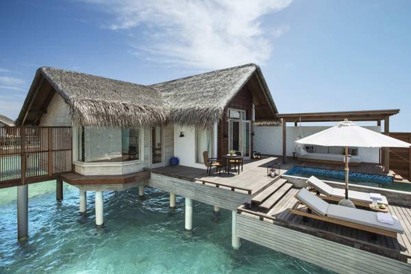 Grand Water Sunset Villa with Private Pool, Fairmont Maldives Sirru Fen Fushi