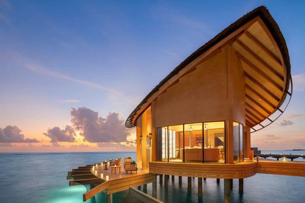 Ankunftssteg, Hilton Maldives