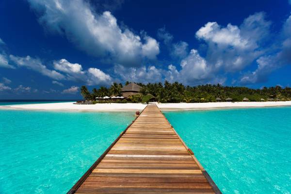 Filitheyo Island Resort, Malediven, Steg zur Insel