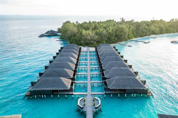 Coco Bodu Hithi, Malediven, Escape Water Villa, Luftaufnahme