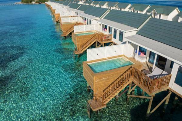 OBLU NATURE Helengeli by SENTIDO, Malediven, Sunrise Water Villa with Pool, Außenansicht