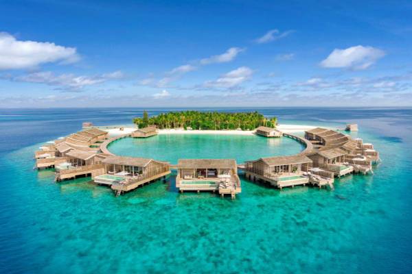 Kudadoo Maldives Private Island, Malediven, One Bedroom Residence, Luftaufnahme Wasservillen