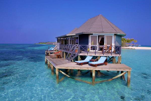 Kuredu Island Resort, Malediven, Sangu Water Villa, Außenansicht