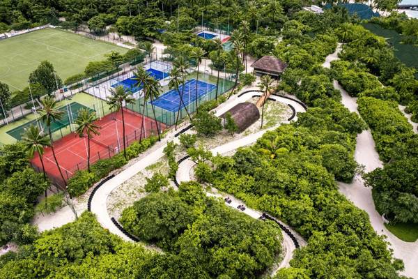 Sportanlage, Tennis, Go-Kard-Bahn