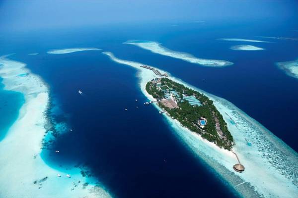 Vilamendhoo Island Resort, Malediven, Slider, Luftaufnahme Resort