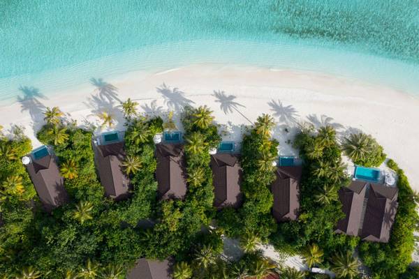 Lagoon Beach Villa