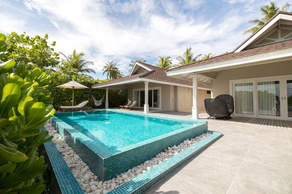2 Bedroom Lagoon Beach Villa