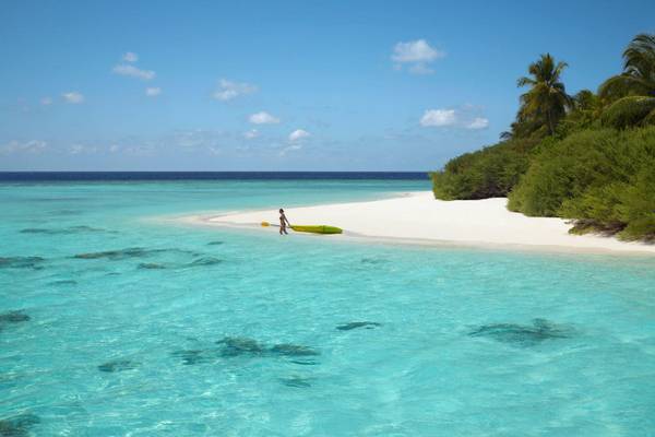 Dusit Thani Maldives, Insel, Beach