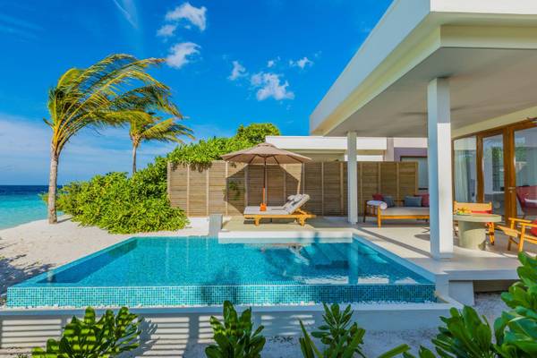 Beach Villa mit Pool