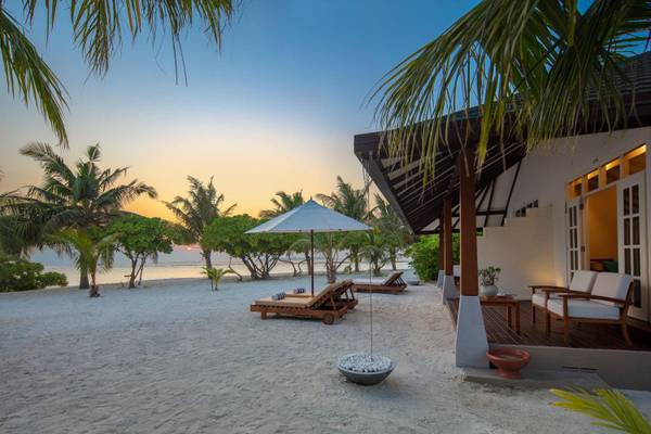 Sunset Deluxe Beach Villas